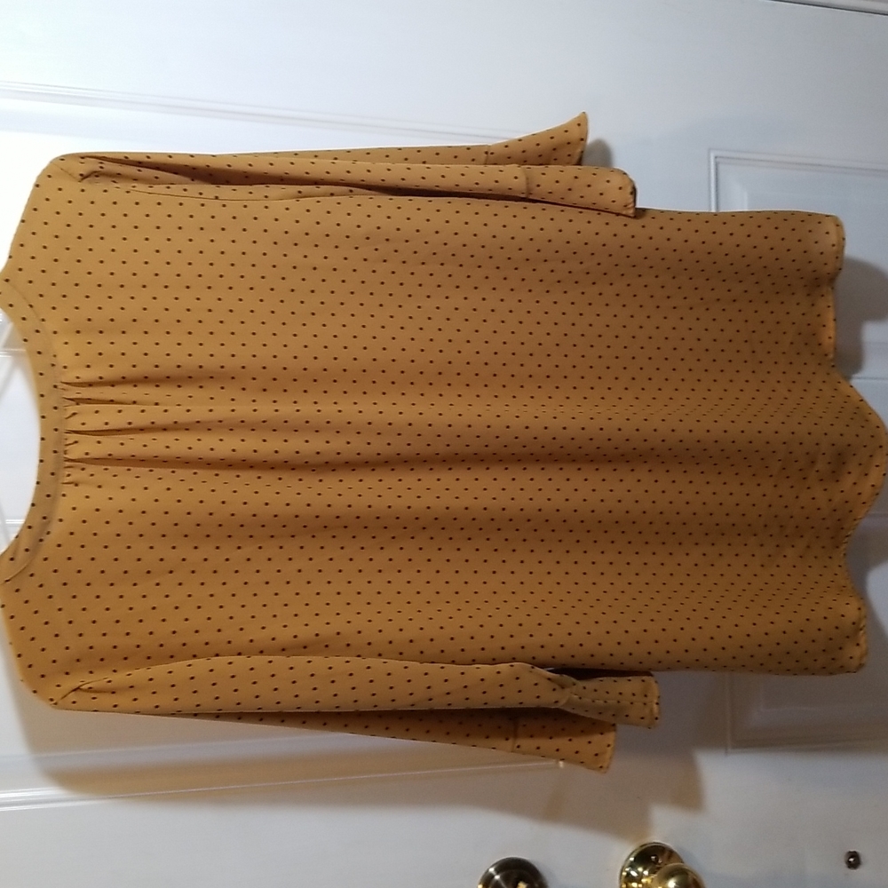 Maurices tunic style blouse Size L - Picture 2 of 4